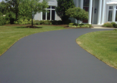 Hartz residential driveway sealcoating, crack filling and patching